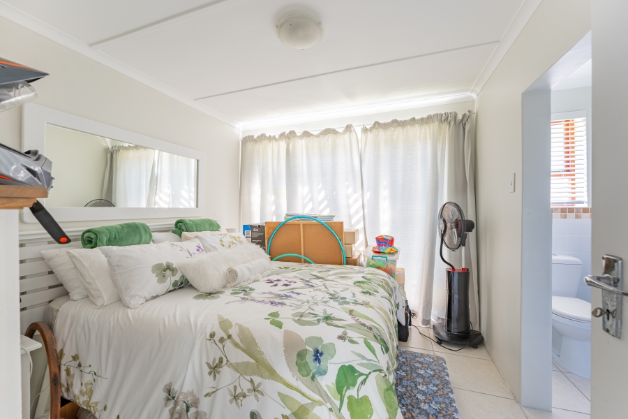 4 Bedroom Property for Sale in St Francis On Sea Eastern Cape